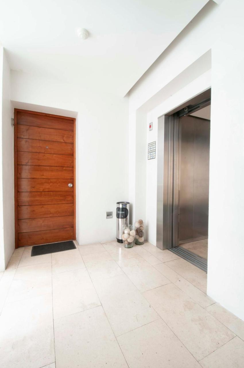 Lombardo Suites Mexico City Exterior photo
